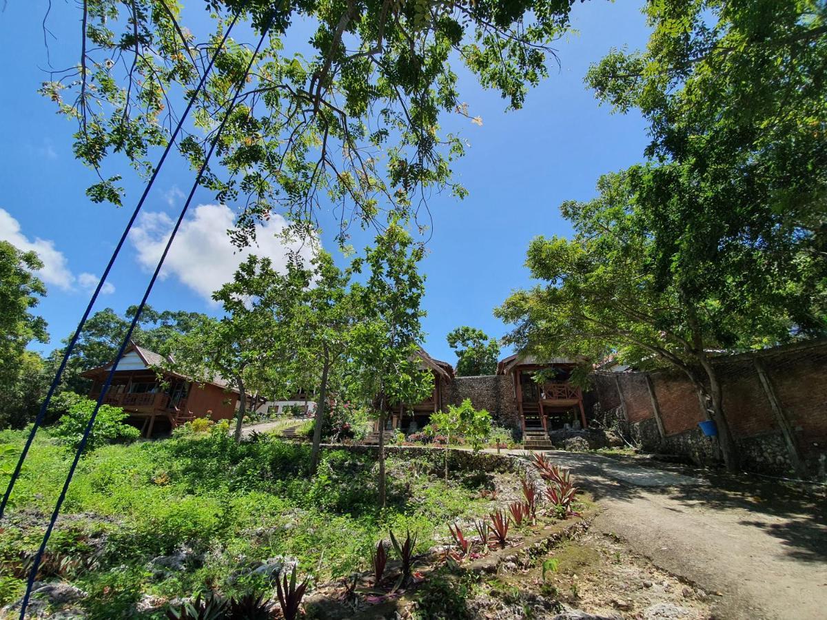 Scuba Republic Beach Bungalows Bira Exterior photo